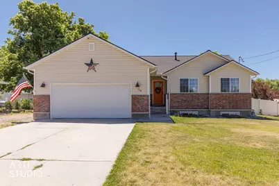 54 W 300 N, Smithfield, UT 84335 - Photo 4