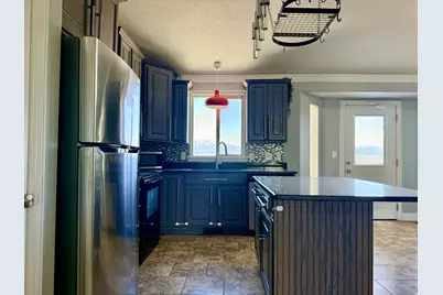 754 S 1050 W, Tooele, UT 84074 - Photo 6
