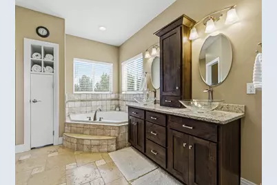 563 N Peregrine Cv, Layton, UT 84040 - Photo 20