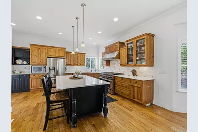 563 N Peregrine Cv, Layton, UT 84040 - Photo 12