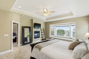 563 N Peregrine Cv, Layton, UT 84040 - Photo 18