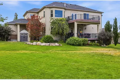 563 N Peregrine Cv, Layton, UT 84040 - Photo 2
