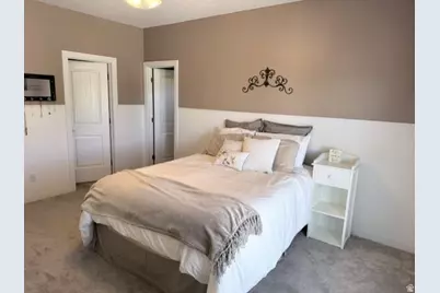 563 N Peregrine Cv, Layton, UT 84040 - Photo 18