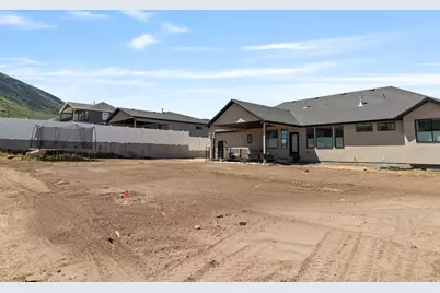 377 S Corner View Dr, Tooele, UT 84074 - Photo 34