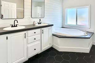 1751 E 2500 S, Naples, UT 84078 - Photo 26