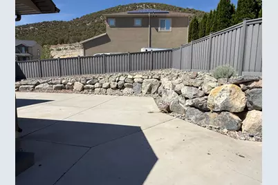 7081 N Hollow View Ct, Eagle Mountain, UT 84005 - Photo 34