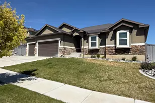 7081 N Hollow View Ct, Eagle Mountain, UT 84005 - Photo 1