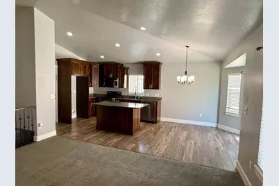 7081 N Hollow View Ct, Eagle Mountain, UT 84005 - Photo 2