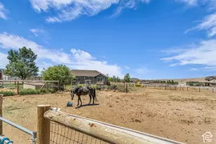 1644 E Arrowhead Ln, Erda, UT 84074 - Photo 48