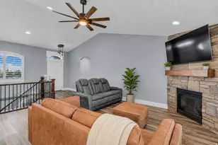 1644 E Arrowhead Ln, Erda, UT 84074 - Photo 4