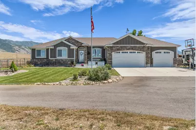 1644 E Arrowhead Ln, Erda, UT 84074 - Photo 1