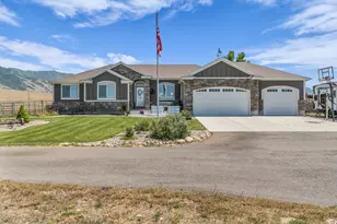 1644 E Arrowhead Ln, Erda, UT 84074 - Photo 1