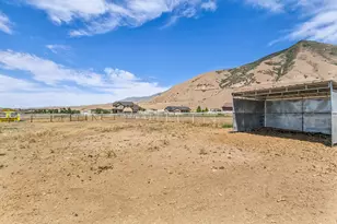 1644 E Arrowhead Ln, Erda, UT 84074 - Photo 42