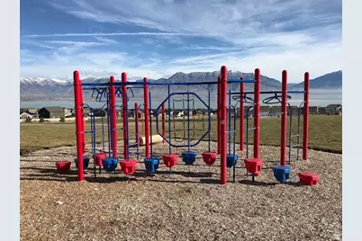 3039 S Red Pine Dr W, Saratoga Springs, UT 84045 - Photo 30
