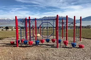 3039 S Red Pine Dr W, Saratoga Springs, UT 84045 - Photo 30