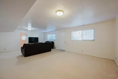 2289 E Sunset Dr, Layton, UT 84040 - Photo 22