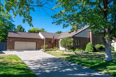 2289 E Sunset Dr, Layton, UT 84040 - Photo 40