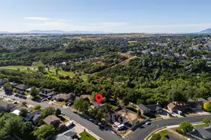 2289 E Sunset Dr, Layton, UT 84040 - Photo 44