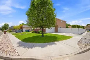 1565 N 180 W, Lehi, UT 84043 - Photo 4