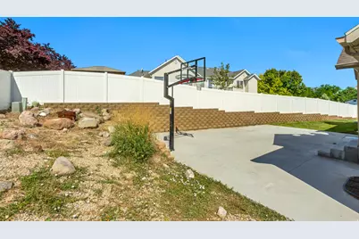 14178 S Desert Creek Cir, Herriman, UT 84096 - Photo 32