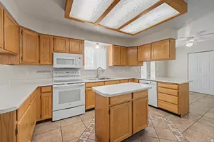 5427 W 4100 S, West Valley, UT 84120 - Photo 8