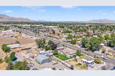 5427 W 4100 S, West Valley, UT 84120 - Photo 38
