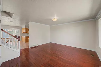 5427 W 4100 S, West Valley, UT 84120 - Photo 4