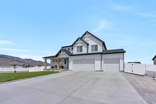 778 W Cherry Orchard Ln, Grantsville, UT 84029 - Photo 4