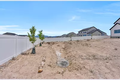 778 W Cherry Orchard Ln, Grantsville, UT 84029 - Photo 38
