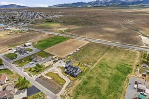 497 N Old Lincoln Hwy W, Grantsville, UT 84029 - Photo 34