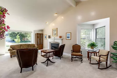 8158 S Andorra Ln E, Sandy, UT 84093 - Photo 4