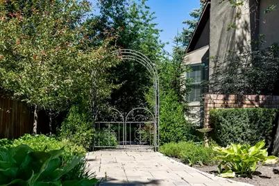 8158 S Andorra Ln E, Sandy, UT 84093 - Photo 24