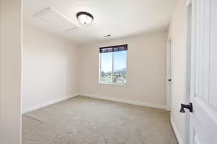 2389 S Prairie View Dr W, Eagle Mountain, UT 84005 - Photo 20