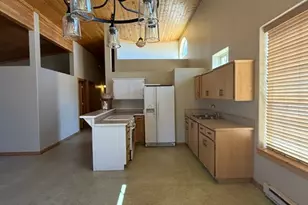 256 S 300 E, Blanding, UT 84511 - Photo 16