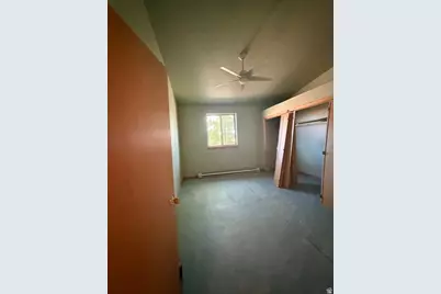 256 S 300 E, Blanding, UT 84511 - Photo 10