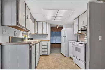 121 S 100 W, Fountain Green, UT 84632 - Photo 42