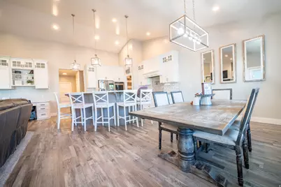 121 S 100 W, Fountain Green, UT 84632 - Photo 2
