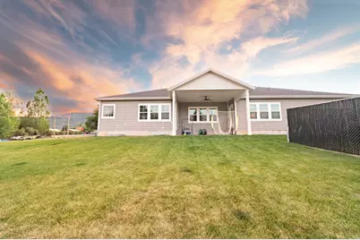 121 S 100 W, Fountain Green, UT 84632 - Photo 2