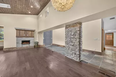 3200 E 3900 S, Holladay, UT 84124 - Photo 8