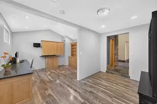3200 E 3900 S, Holladay, UT 84124 - Photo 22