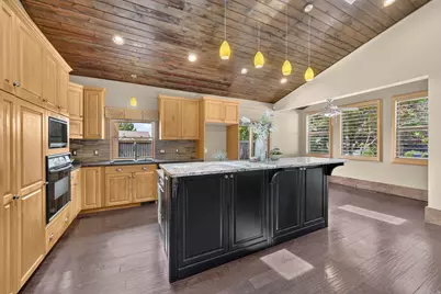 3200 E 3900 S, Holladay, UT 84124 - Photo 12