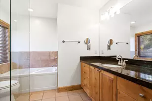 623 N Wall St W, Salt Lake City, UT 84103 - Photo 18
