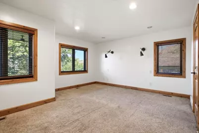623 N Wall St W, Salt Lake City, UT 84103 - Photo 16