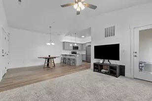 1094 N 3980 W, Lehi, UT 84048 - Photo 6