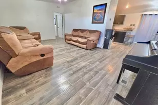 196 W Rio Grand Dr, Moab, UT 84532 - Photo 8
