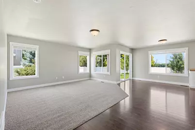 873 E 675 N, Wellsville, UT 84339 - Photo 12