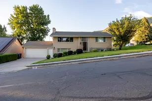481 E 540 N, Centerville, UT 84014 - Photo 1