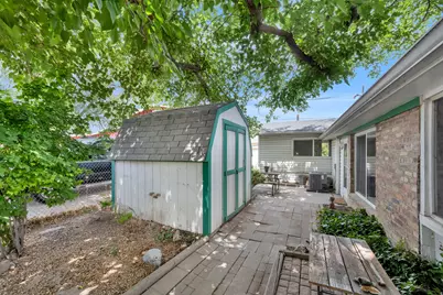 1634 W Russett Ave, West Valley, UT 84119 - Photo 20