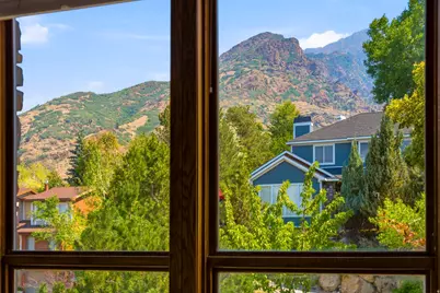 6458 S Canyon Cove Dr E, Holladay, UT 84121 - Photo 12