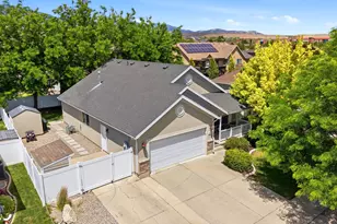 8462 S Oak Farm Dr W, West Jordan, UT 84081 - Photo 4